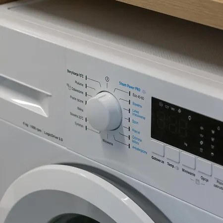 Szczecinski Apartament Kwiatkowskiego W Spokojnej Okolicy By Renters شقة