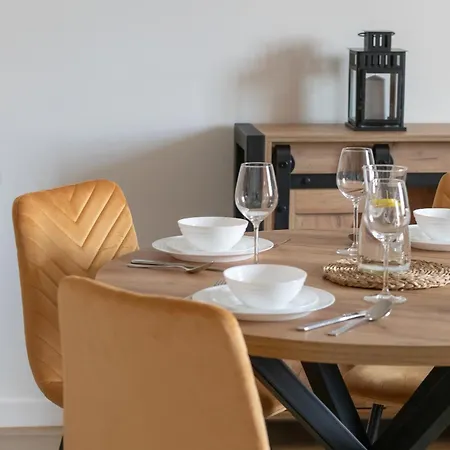 شقة Szczecinski Apartament Kwiatkowskiego W Spokojnej Okolicy By Renters شتشيتسين