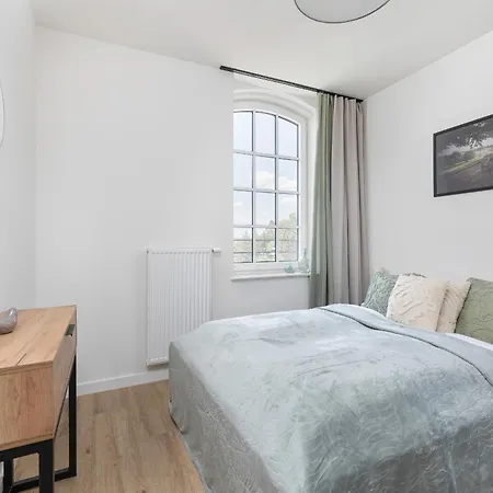 Szczecinski Apartament Kwiatkowskiego W Spokojnej Okolicy By Renters شقة *
